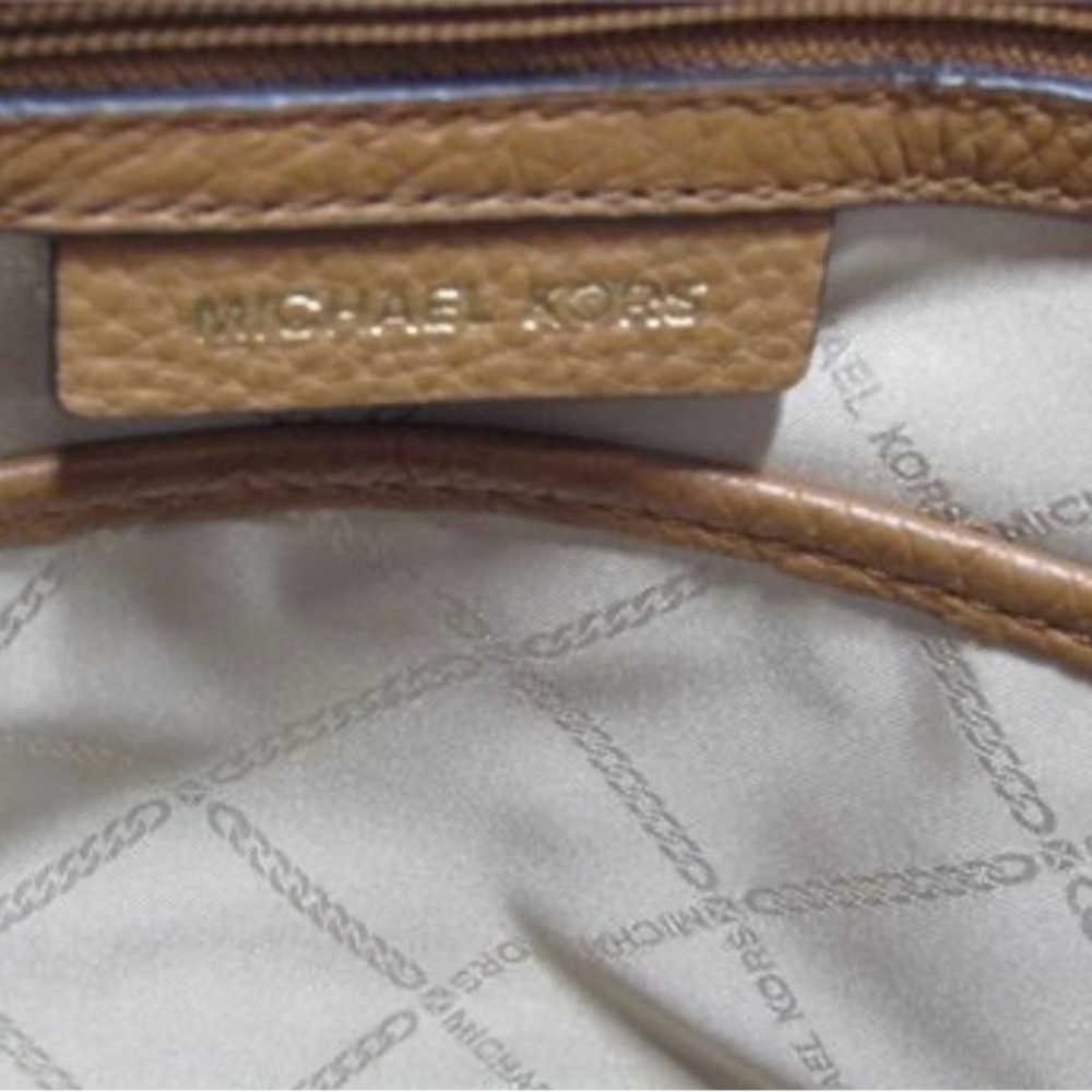 MICHAEL KORS Pebbled Leather Purse & Brown Wallet Set - Picture 8 of 12